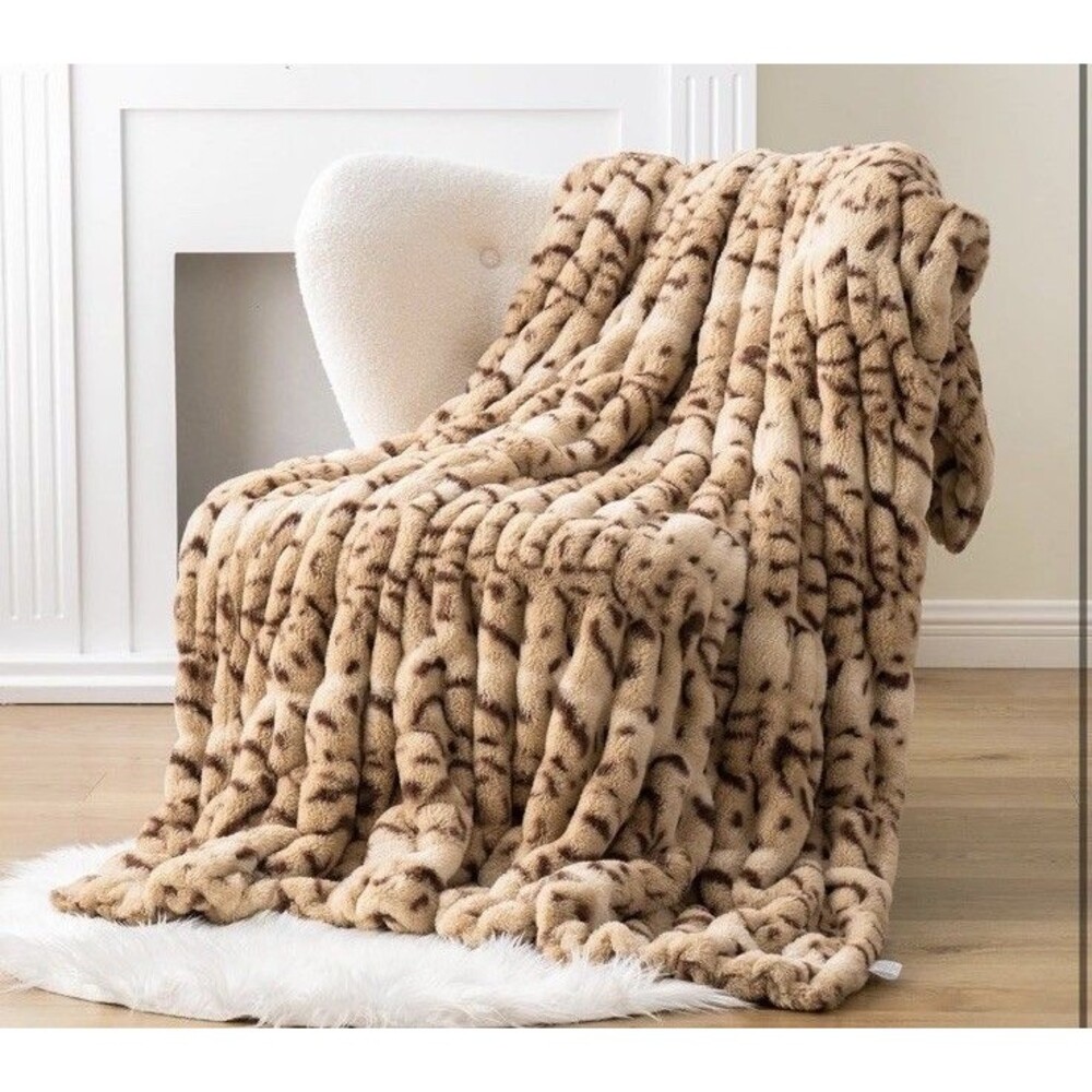 BATTILO Faux Fur Throw Blanket for Couch, 50"×60", Double Sided